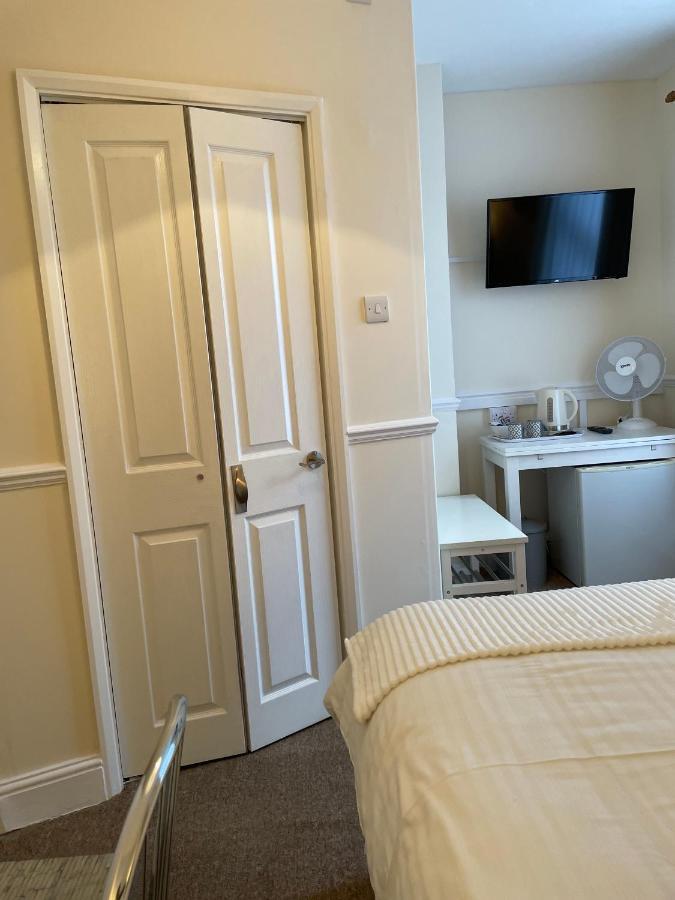Caris Guest House Southend-on-Sea Dış mekan fotoğraf