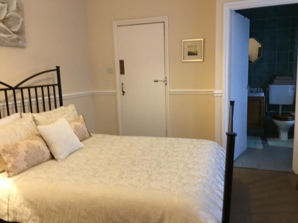 Caris Guest House Southend-on-Sea Dış mekan fotoğraf
